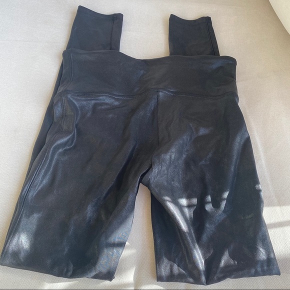 Spanx Faux Leather Leggings M - Picture 3 of 6